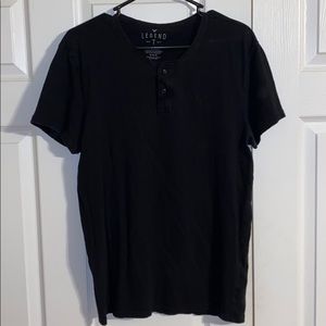 American Eagle Black Tee